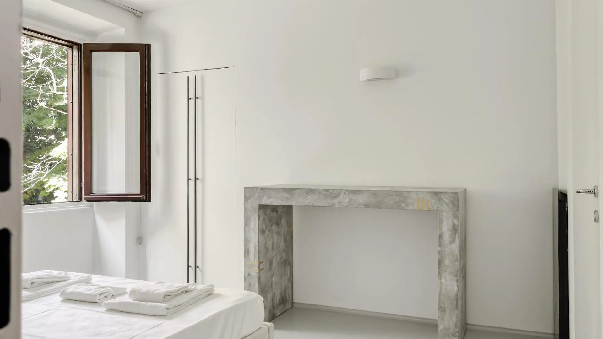 Brera - Bright And Cosy 2 Bedrooms Apt- Via Solferino Milánó Apartman