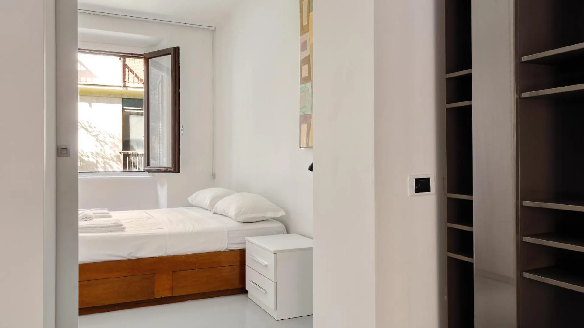 Brera - Bright And Cosy 2 Bedrooms Apt- Via Solferino Milánó