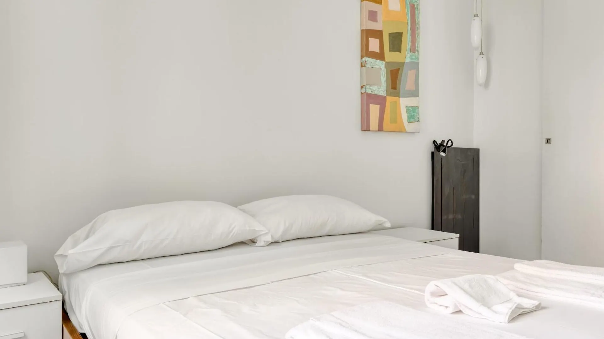 Brera - Bright And Cosy 2 Bedrooms Apt- Via Solferino Milánó Apartman